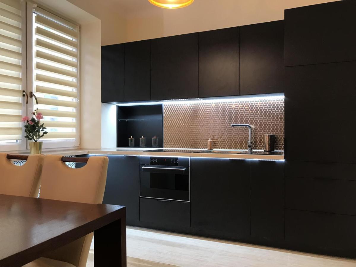 P&O Serviced Apartments Metro Mokotow Varsovia Exterior foto