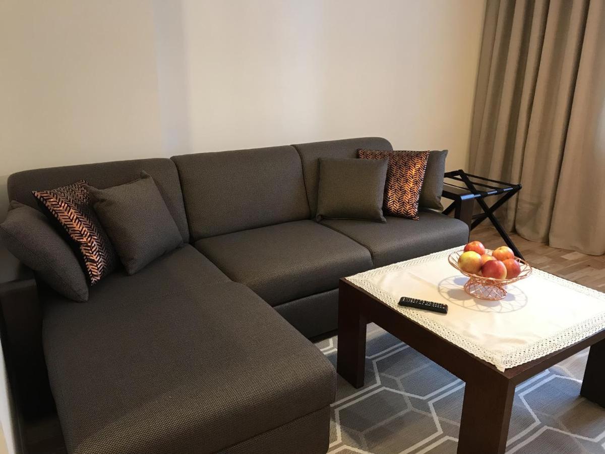 P&O Serviced Apartments Metro Mokotow Varsovia Exterior foto